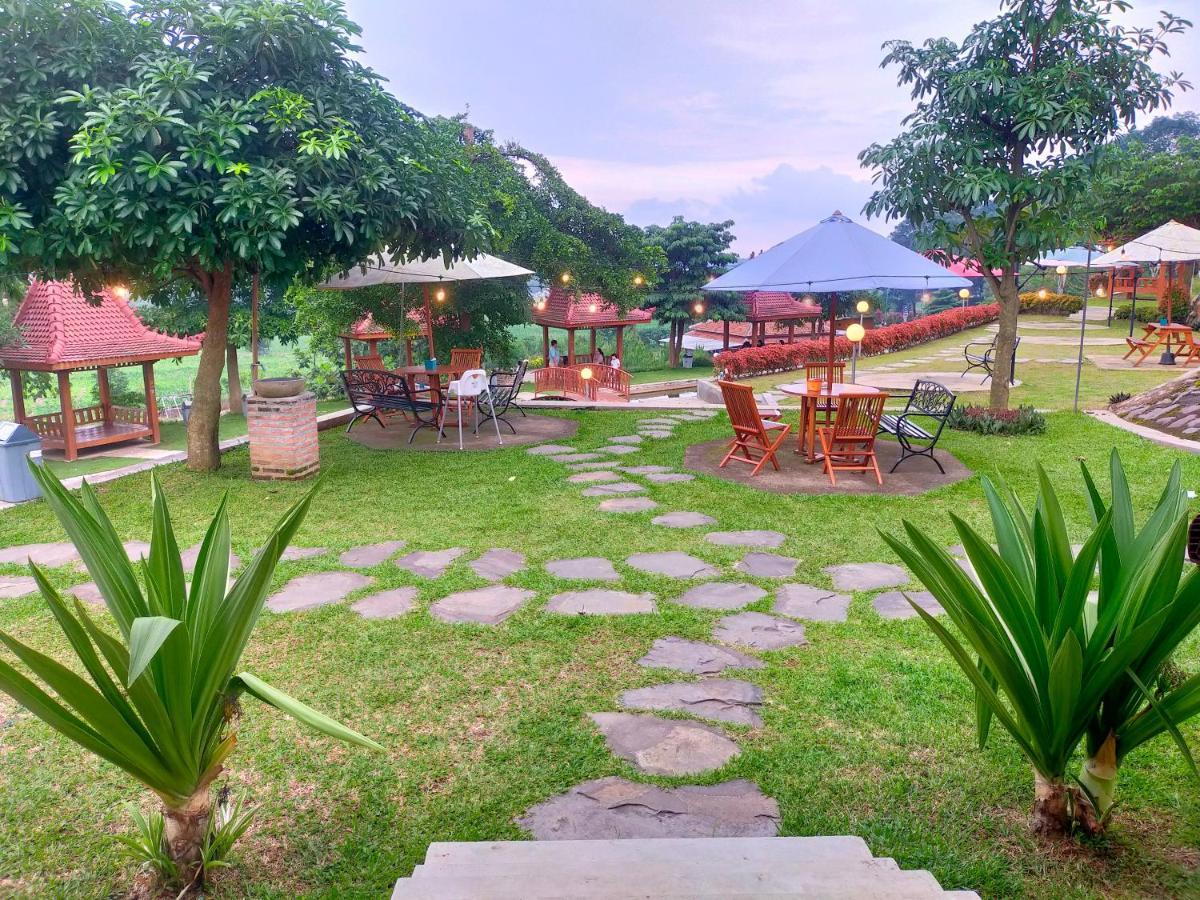Joglo Kumpul Resort Cangkiran Extérieur photo