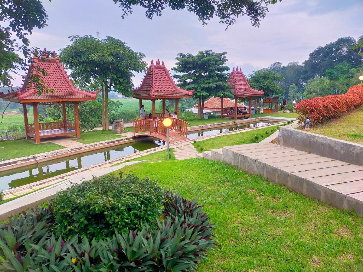 Joglo Kumpul Resort Cangkiran Extérieur photo