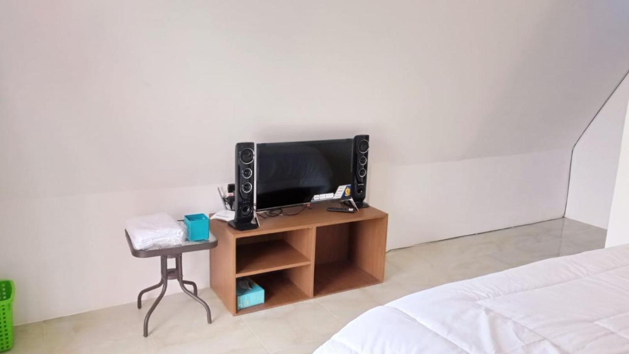 Joglo Kumpul Resort Cangkiran Extérieur photo
