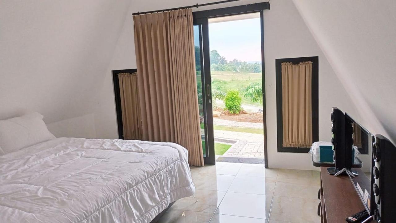Joglo Kumpul Resort Cangkiran Extérieur photo